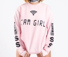 How to Treat Cam Girls