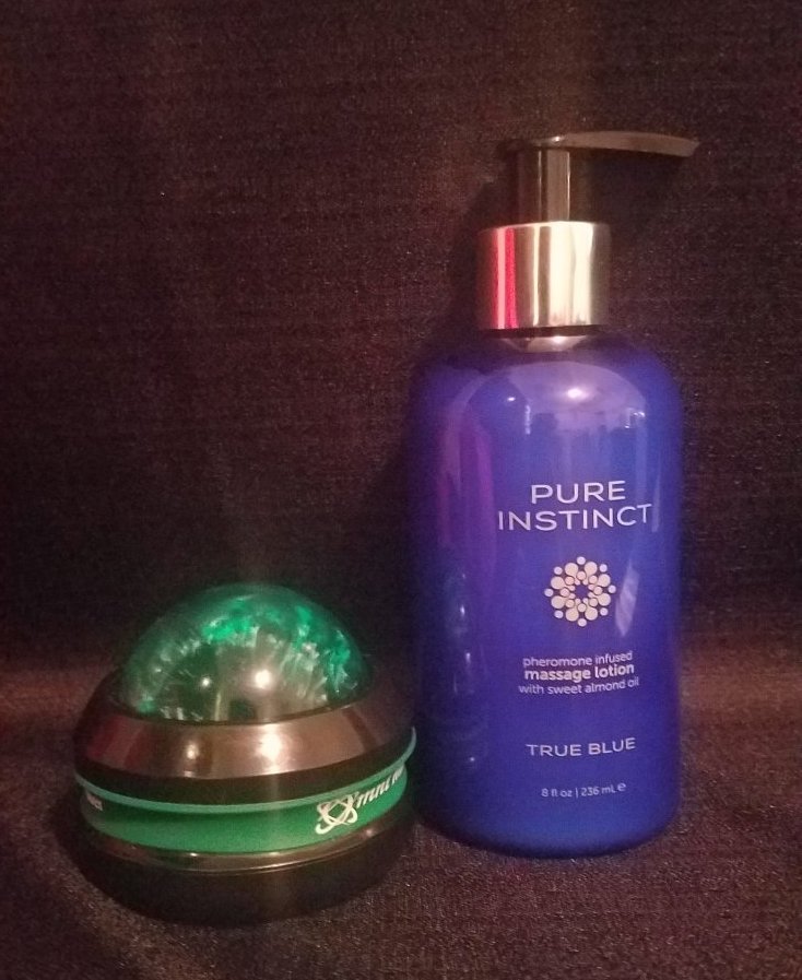 Pure Instinct True Blue-Pheromone Massage and Body Lotion Review